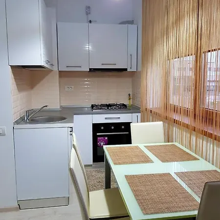 Sarah Apartament